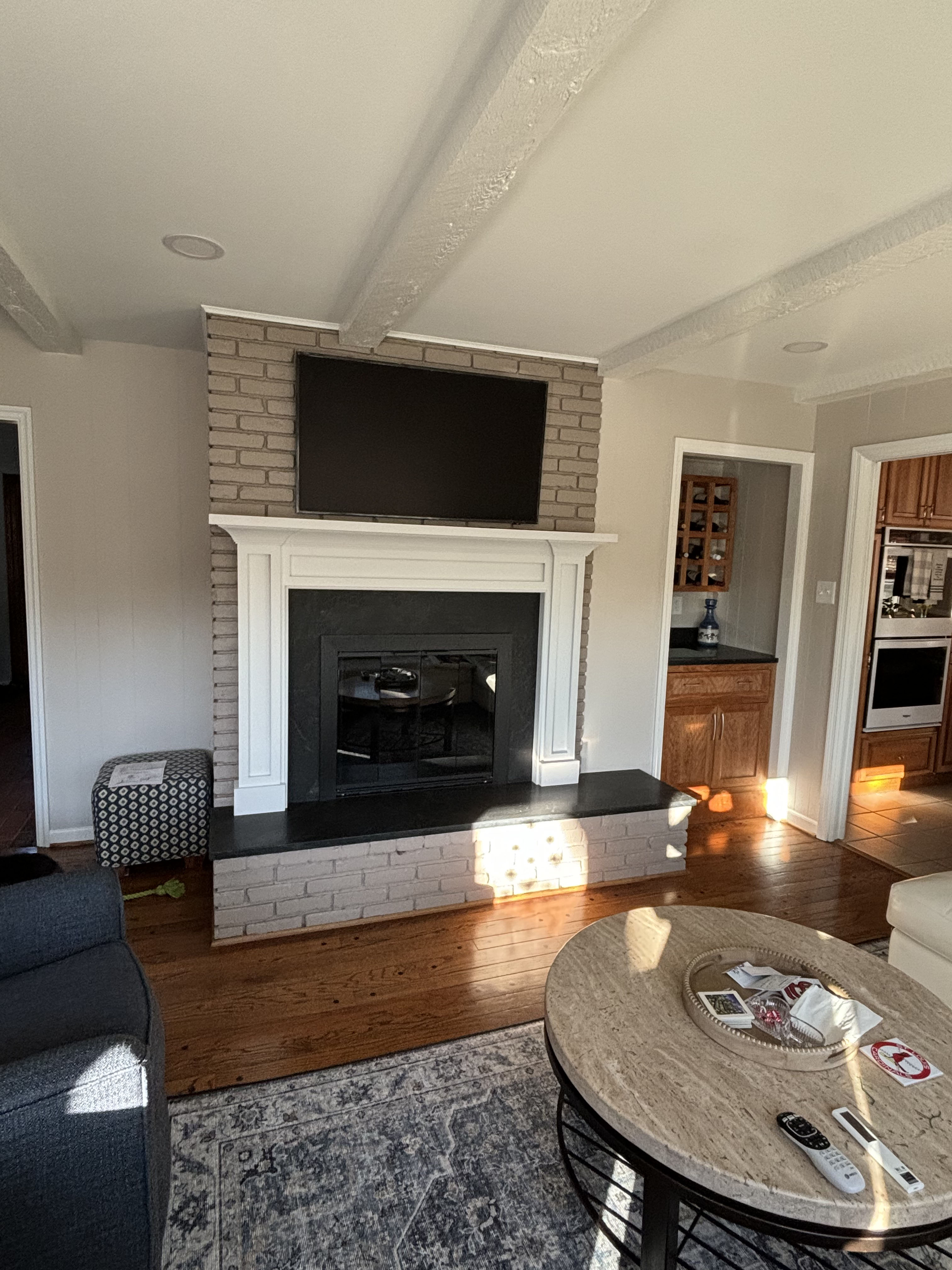 Family room before renovation